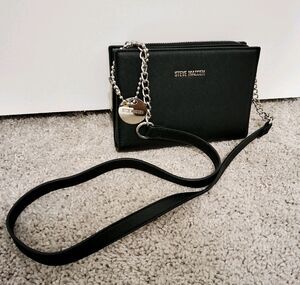 NWOT Steve Madden BGreer Black Leather Wallet on Chain Crossbody Purse, Black